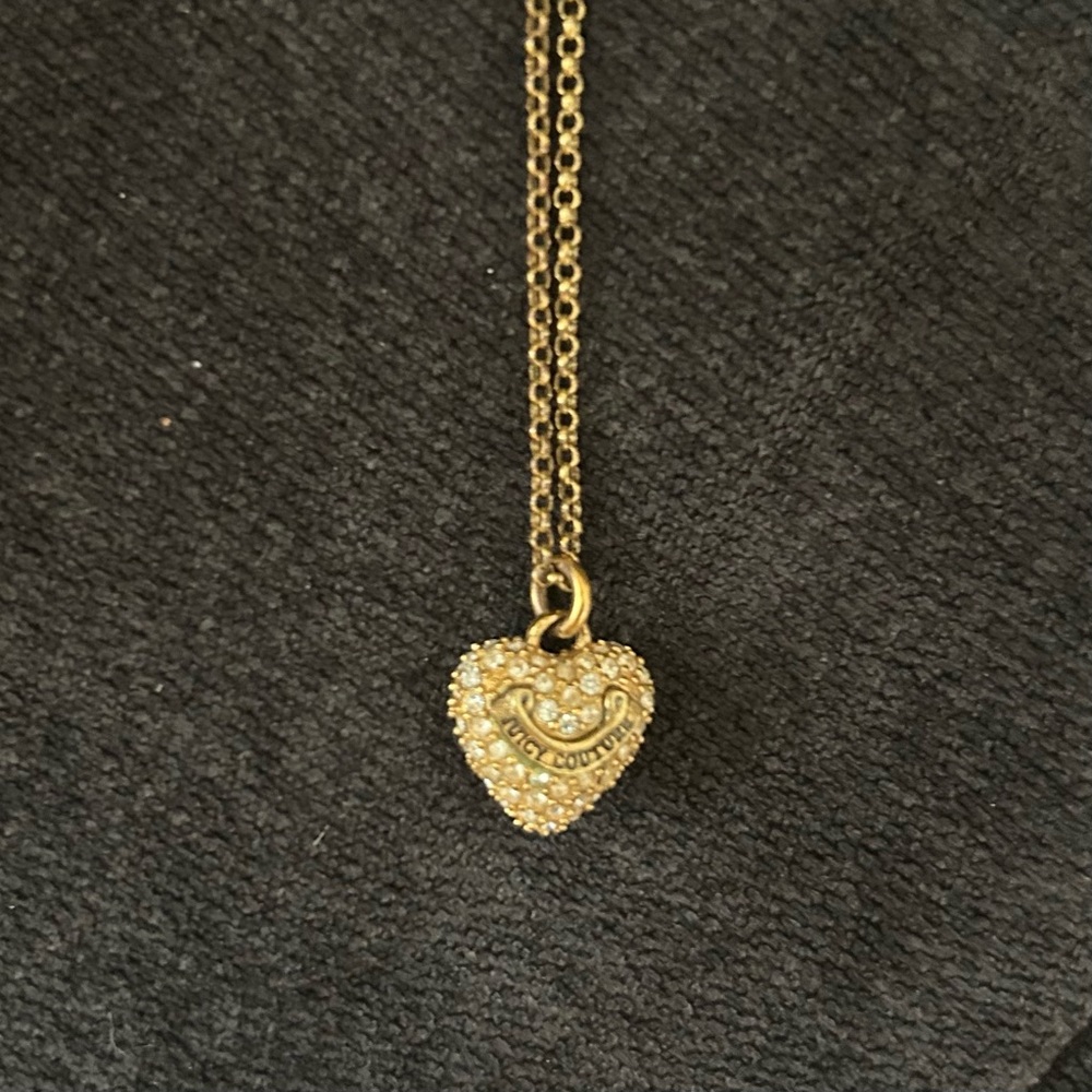 Juicy Couture Heart necklace